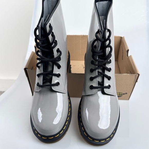 NIB Dr. Martins Patent Leather Combat Boots Gray US 9 - Picture 3 of 14